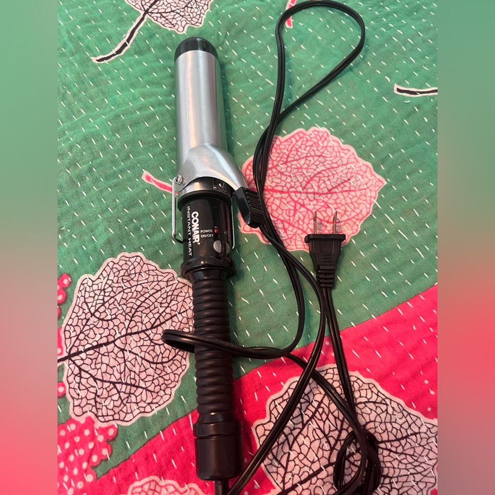 Con air curling iron